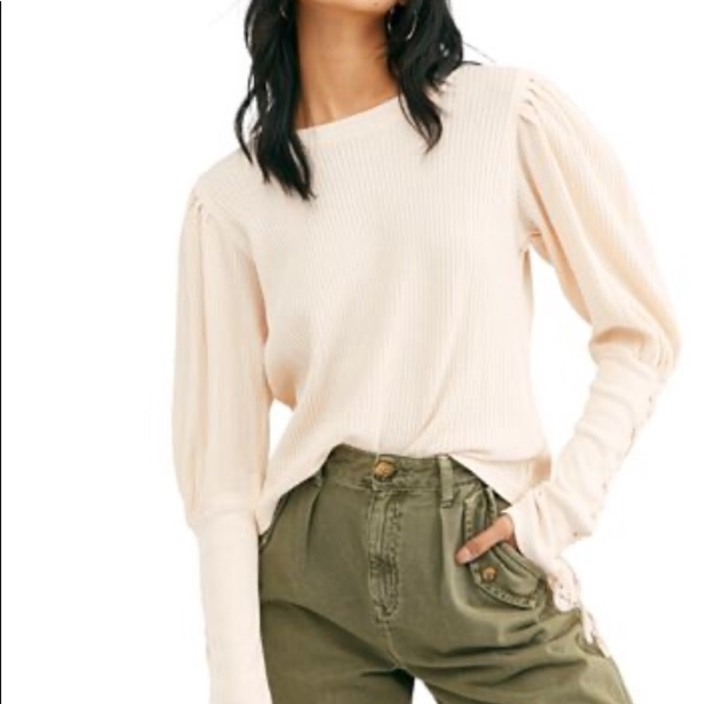 Free People One Puff Thermal Top.  Sz. M